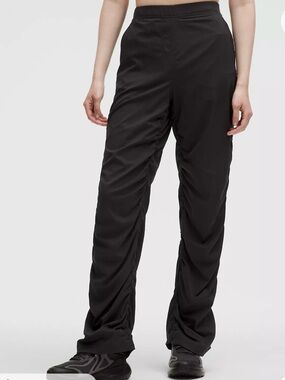 Lululemon Black Dance Studio Slim Fit HR Flared Pant Sz S